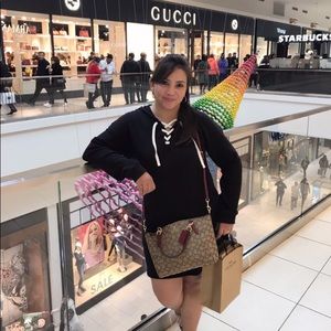 Meet your Posher, Maria Christina